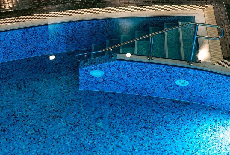 25-m-Pool at centrovital Spa & Sportclub