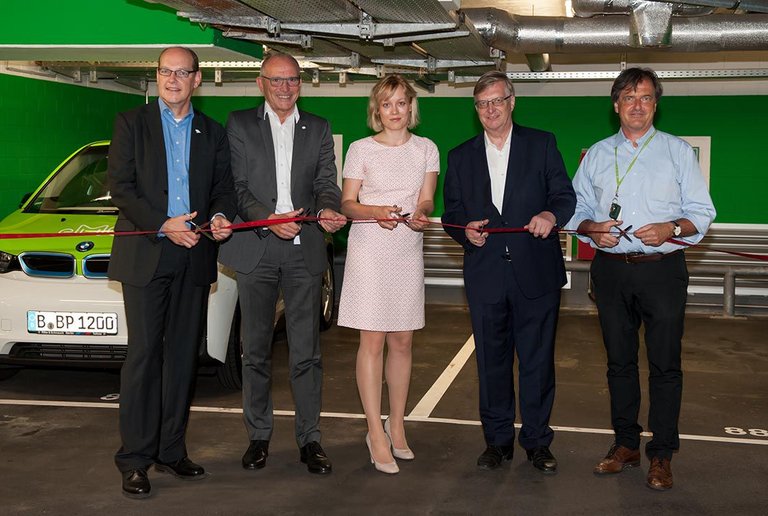 Sleep & Charge, the opening of EV charging stations at centrovital Berlin on 14/09/2016