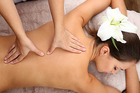 Herbstzeit im centrovital Day Spa ©Africa Studio/Fotolia.com Herbstzeit im centrovital Day Spa ©Africa Studio/Fotolia.com