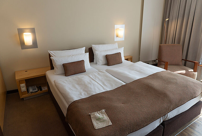 Relax Zimmer mit Seeblick im centrovital Hotel Berlin