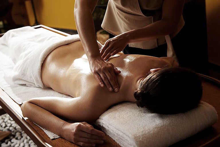 Ayurveda-Massage im centrovital
