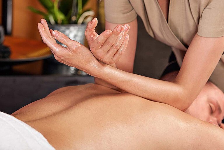 Relax with aromatherapy full body massage